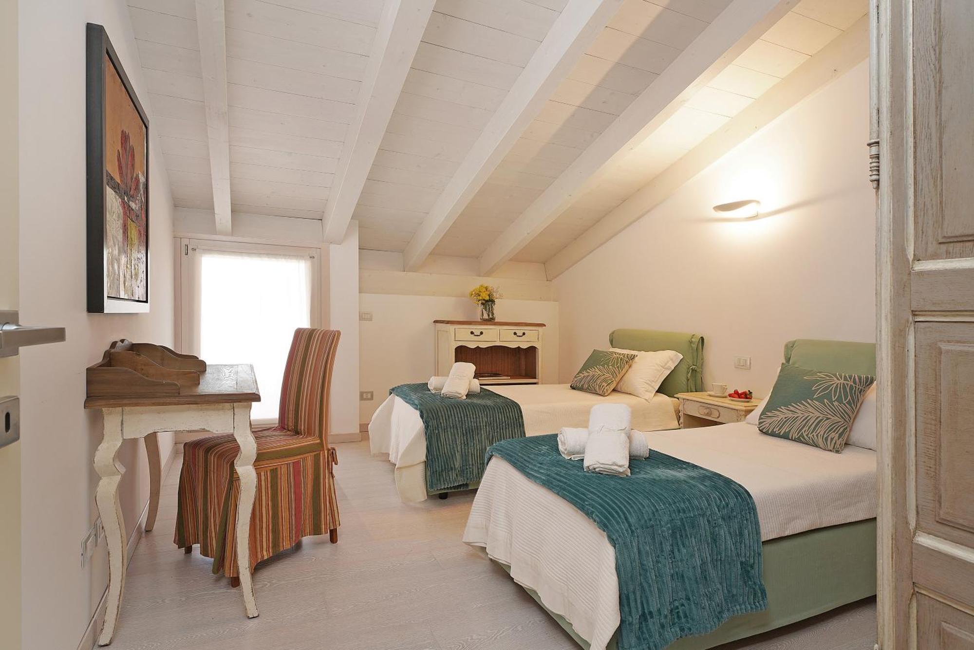 Resort Caesar C4 Sirmione - Gardagate 外观 照片